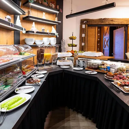 Guest house Pr Anzl 4*
